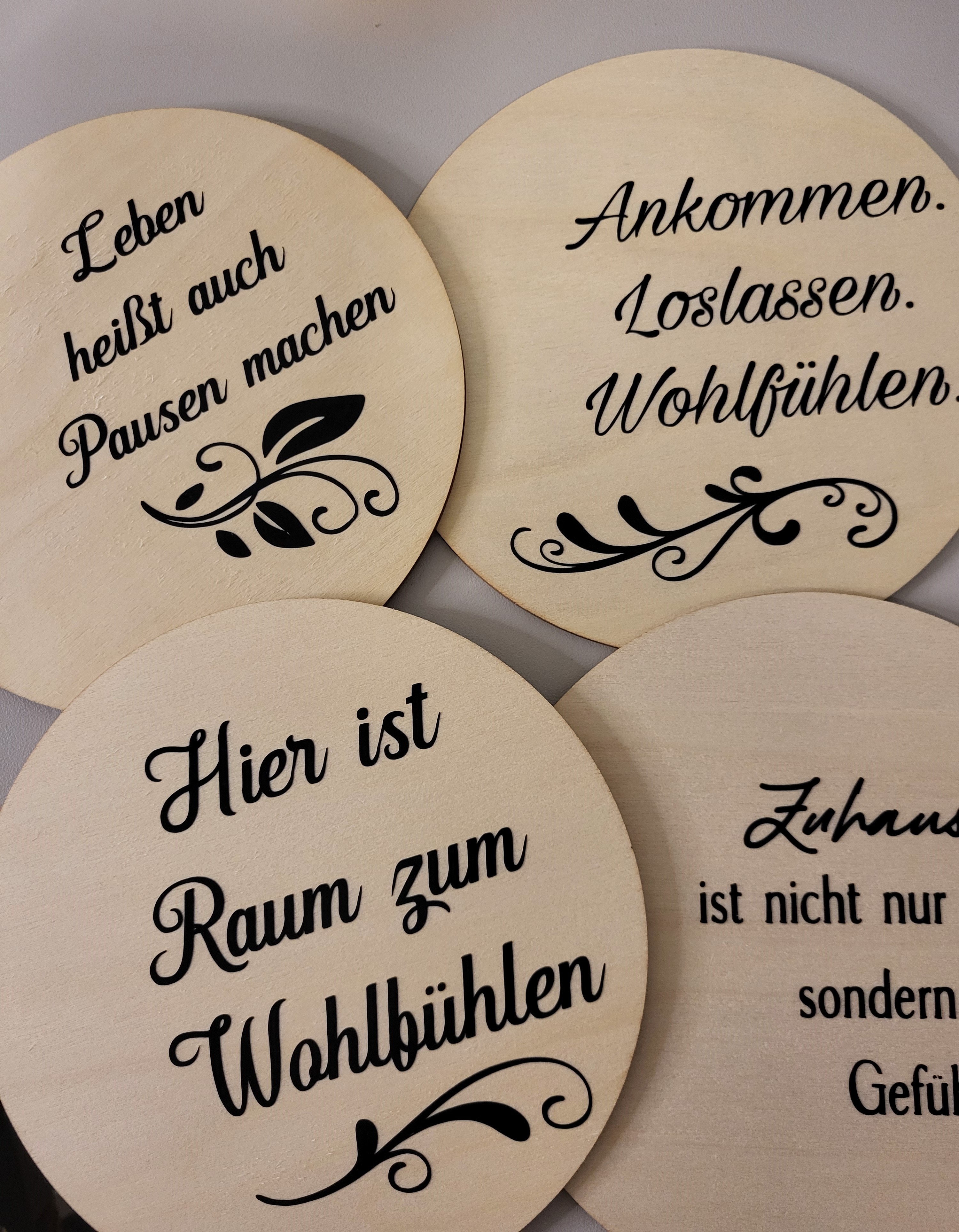 Holzschild-Trockenblumen-Spruch-Dekoration