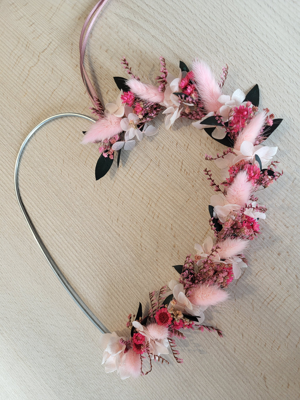 Herzen aus Trockenblumen