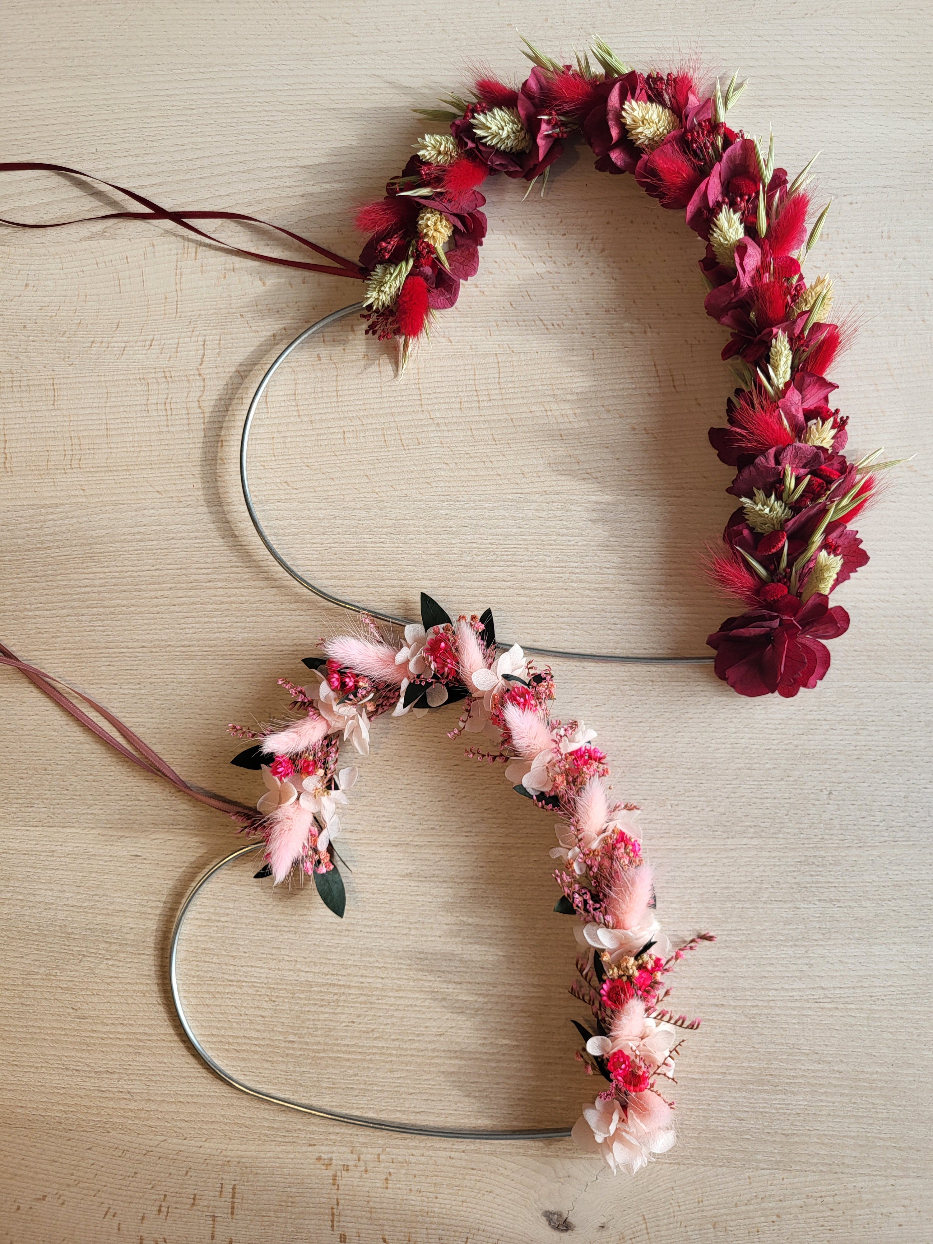 Herzen aus Trockenblumen