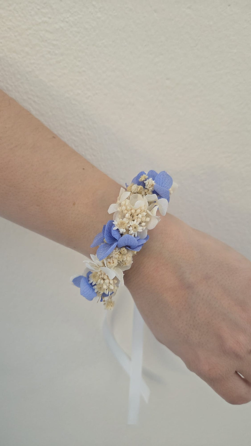 Armband-Trockenblumen-Schmuck-Hellblau-blau