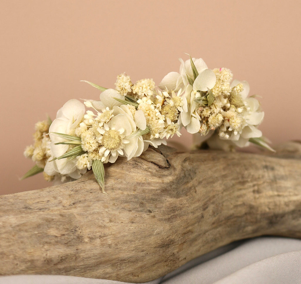 Trockenblumenarmband "Elfenweiß"