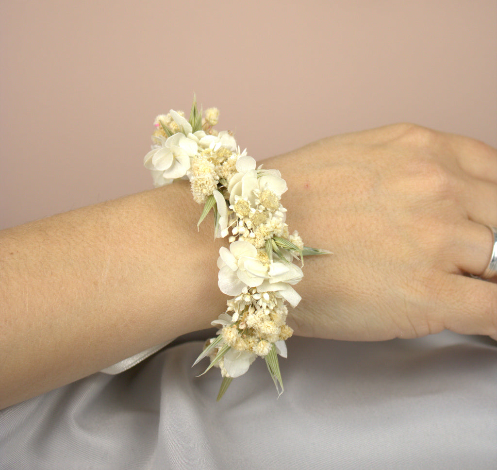 Trockenblumenarmband "Elfenweiß"