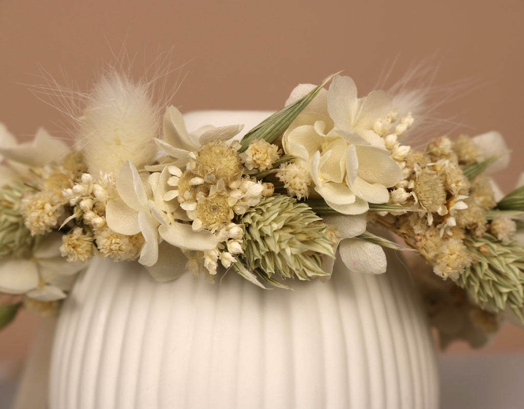 Trockenblumenarmband "Elfenweiß"