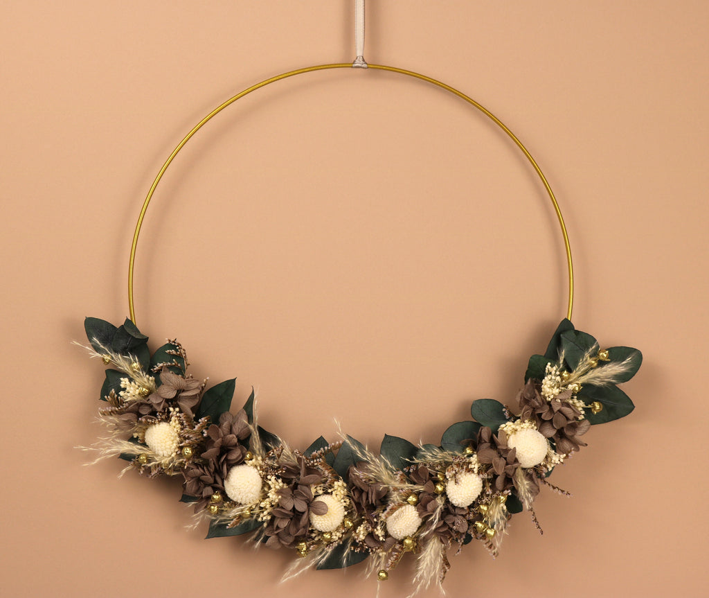 trockenblumenkranz-blümchenzauber-winterzauber-natürlich-grau-creme