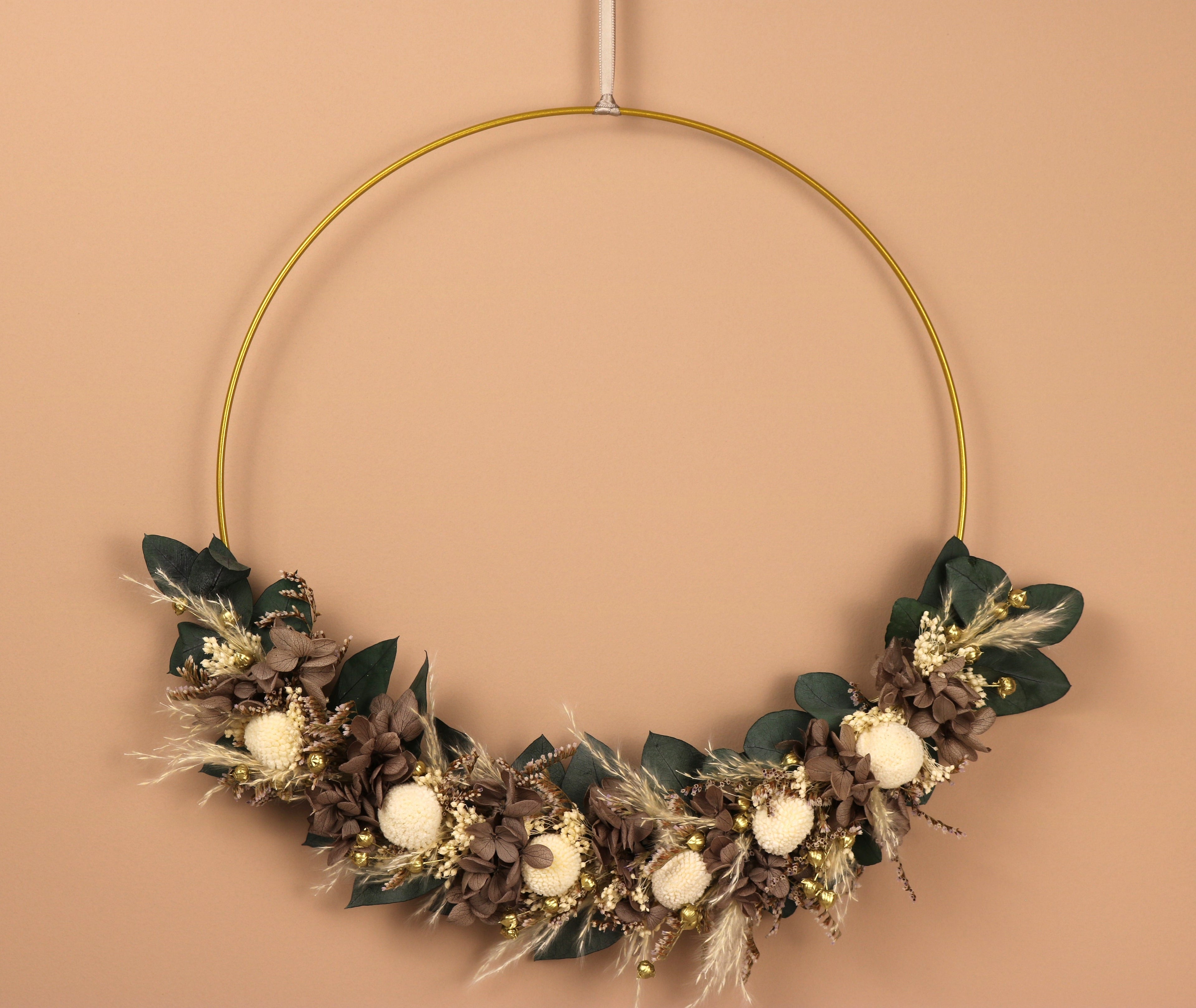 trockenblumenkranz-blümchenzauber-winterzauber-natürlich-grau-creme